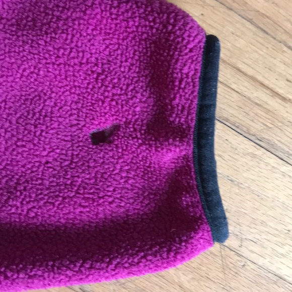 Magenta North Face Fleece. - Picture 4 of 5